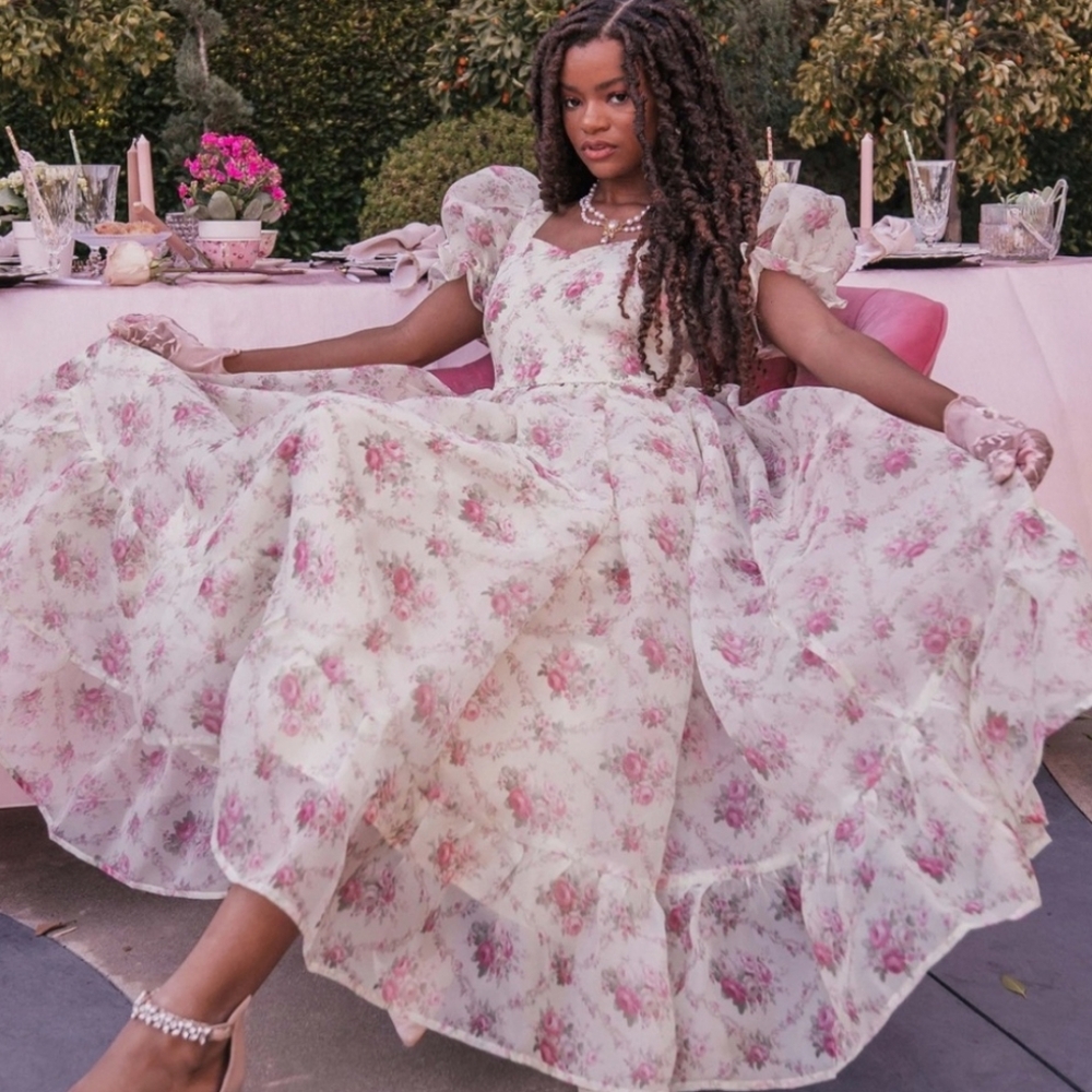 JessaKae Floral Puff-Sleeve Ball Gown in White and Pink